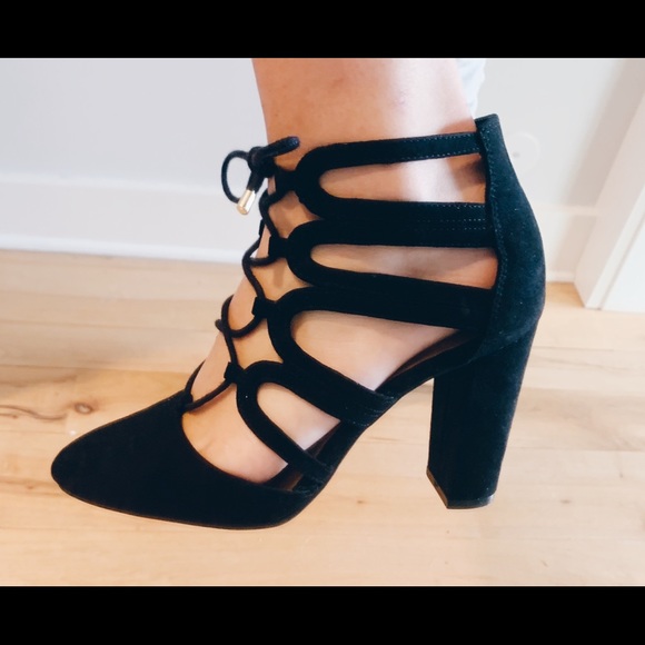 Christian Siriano Birdcage Heels - Picture 3 of 3